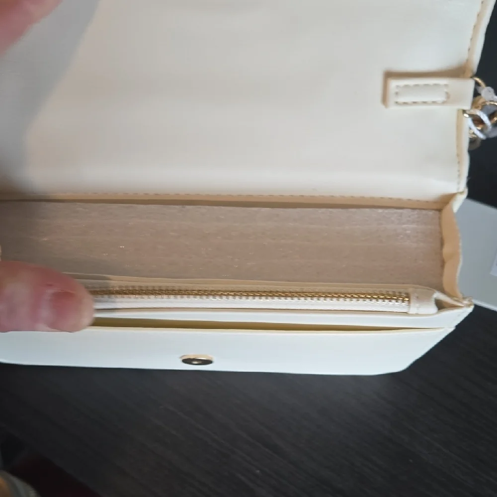 NWT Valentino Orlandi Ivory Quilted Clutch - Picture 5 of 7